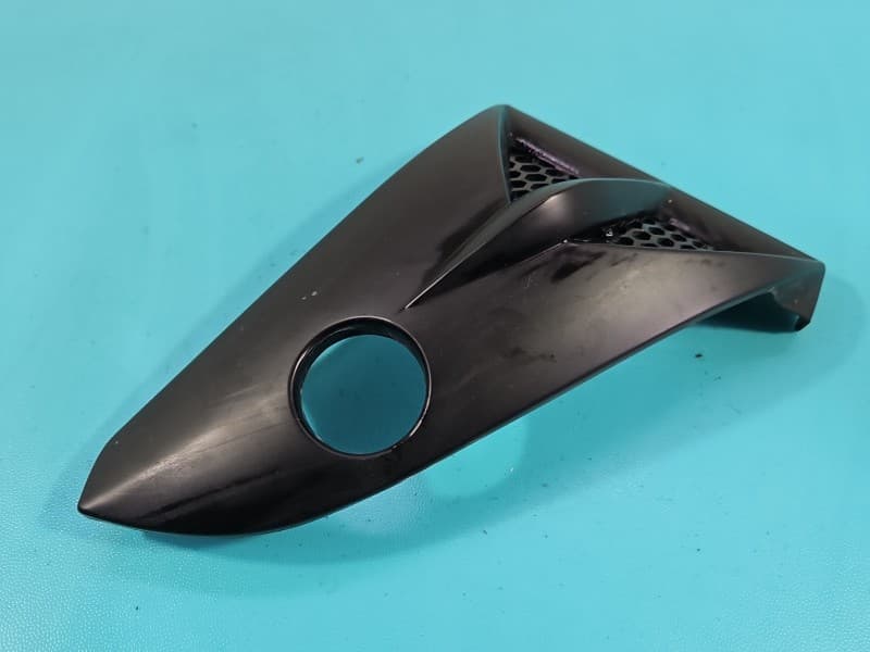 Osłona ZAŚLEPKA PLASTIK OWIEWKA LEWA Motorower Romet 0519-83241803