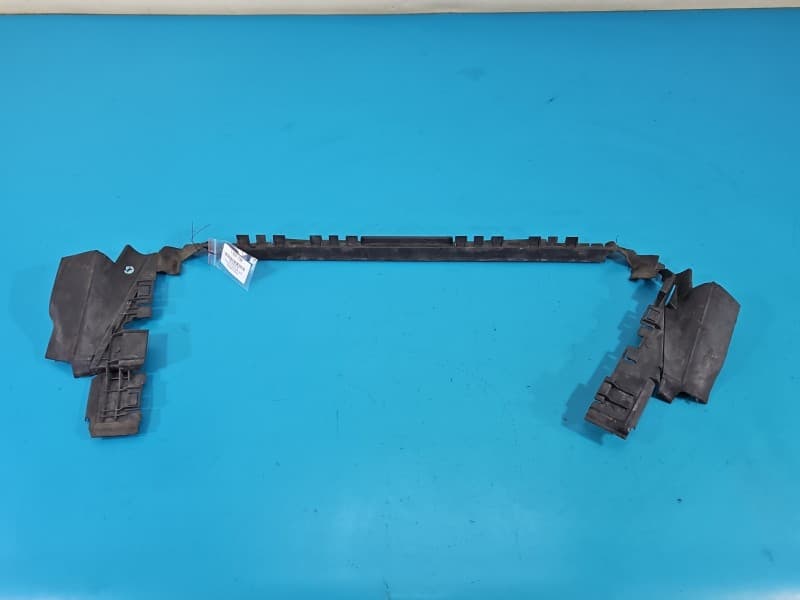 KIEROWNICA Wlot powietrza Mercedes GLK X204 08- 2.2 cdi A2045052030