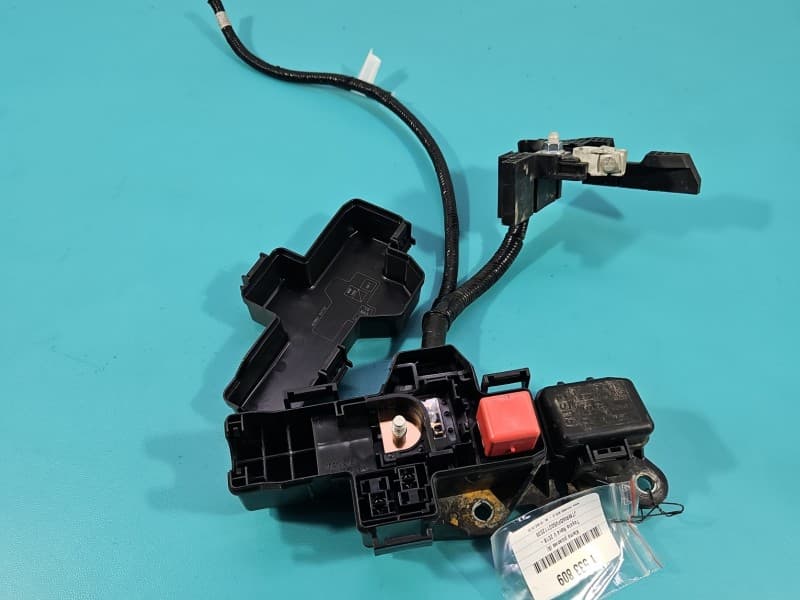 KLEMA INSTALACJA WIĄZKA PLUSOWA PLUS Toyota Rav4 V 2,5 hybryda 82662-42720