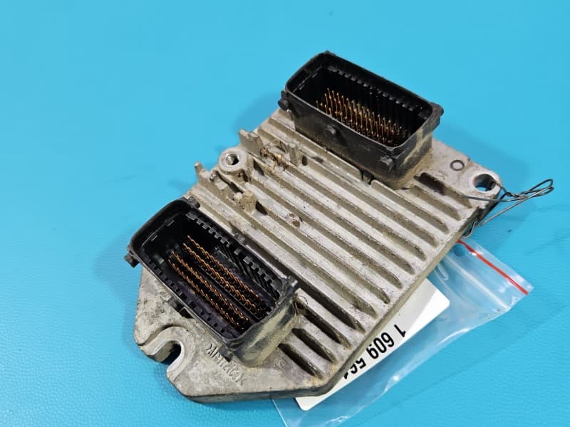 Komputer Sterownik silnika Opel Vectra C 1,8 16V 09179499