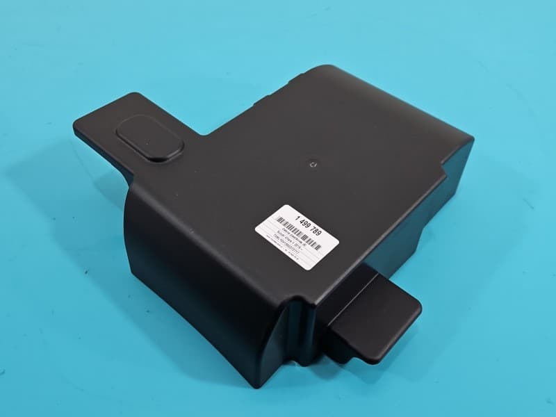 Osłona ZAŚLEPKA PLASTIK Osłona baterii Suzuki Vitara II 15- 96751-76S0