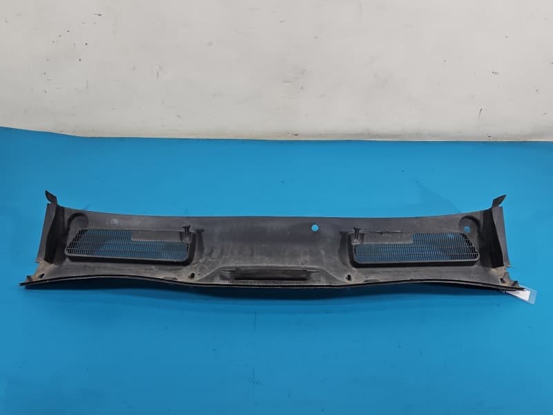 Podszybie Ford Kuga Mk1 I 08-13 EUROPA 8V41-S02216