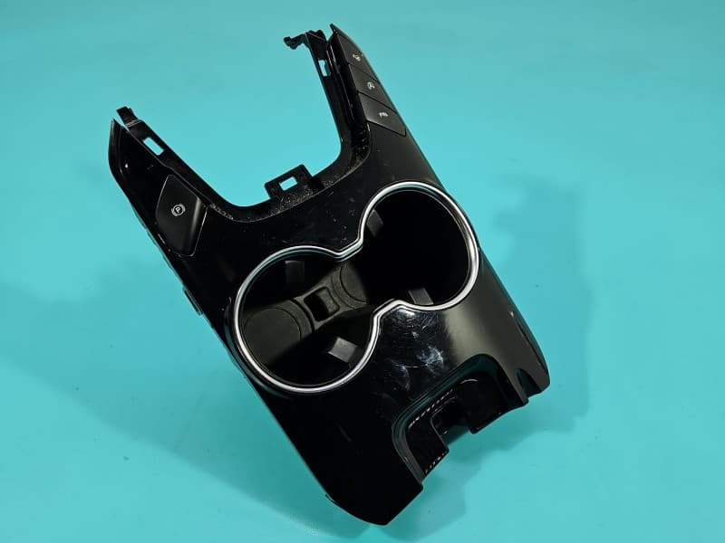 Uchwyt na napoje kubek CUP HOLDER Ford Mondeo Mk5 DS73-F13560-A