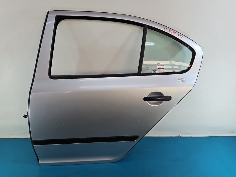 Drzwi tył lewe Skoda Octavia II HB 5d LA7W