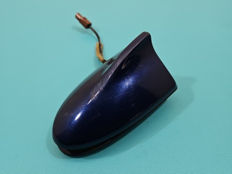 Antena infiniti Q50 I 13-17 granatowyRAY