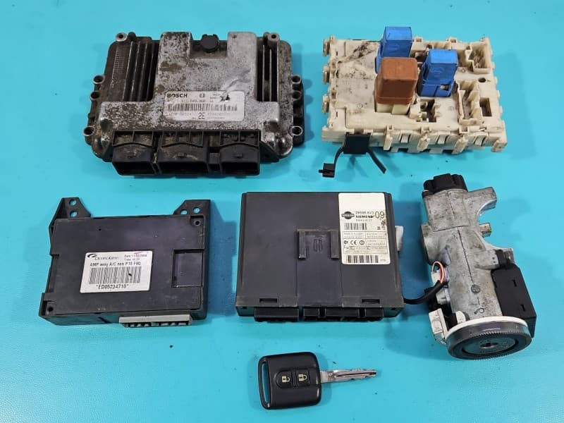 Komputer Sterownik silnika Nissan Primera P12 1,9 dci 0281011646 8200305678