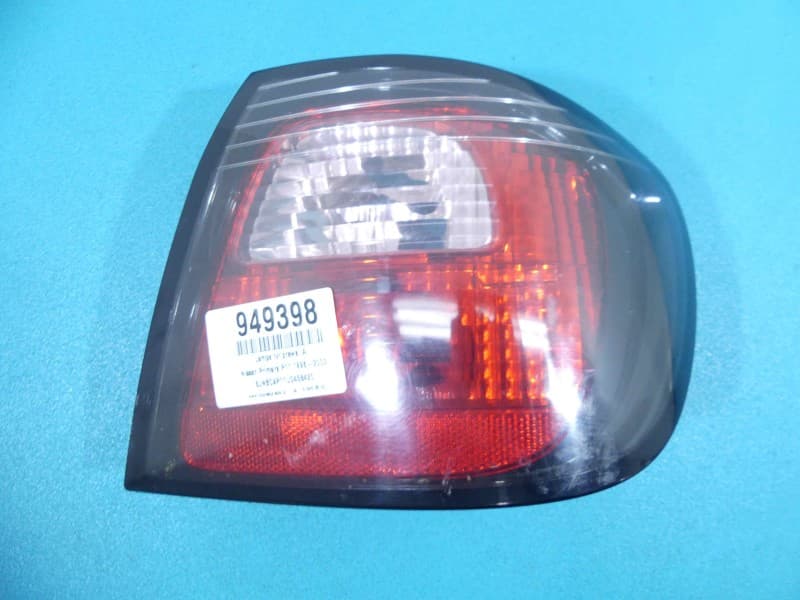 Lampa tył prawa błotnika Nissan Primera P11 sedan EUROPA