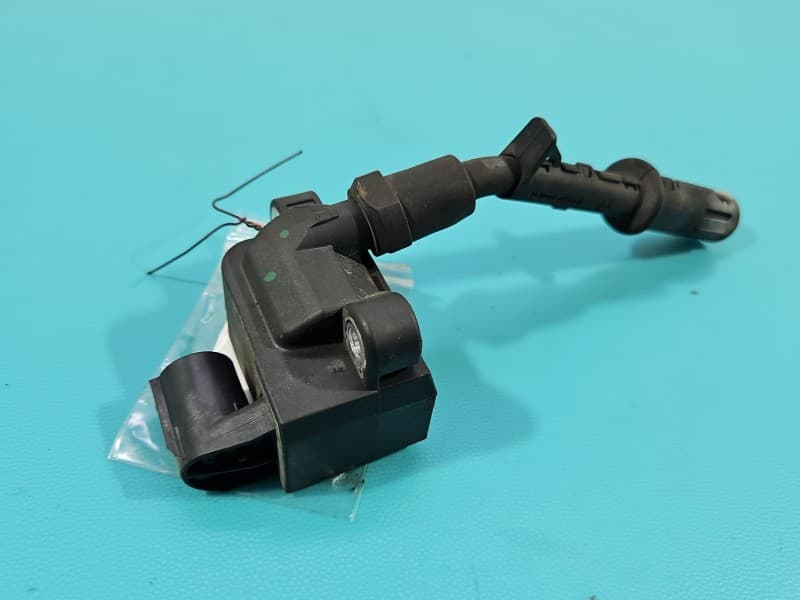 Cewka zapłonowa Mercedes CLS II C218 W218 218 4,7 V8 278922 4- Pin A2769060160 0221604032