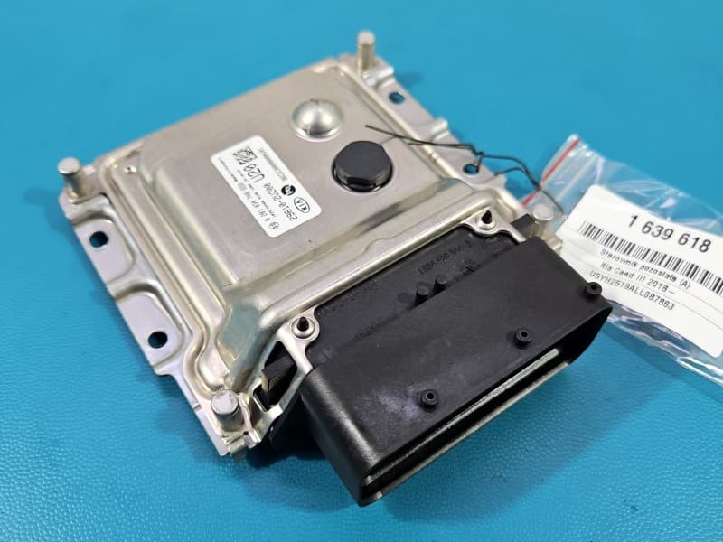 Sterownik moduł ECU Kia Ceed III 18-21 0281034748 29610-2U200
