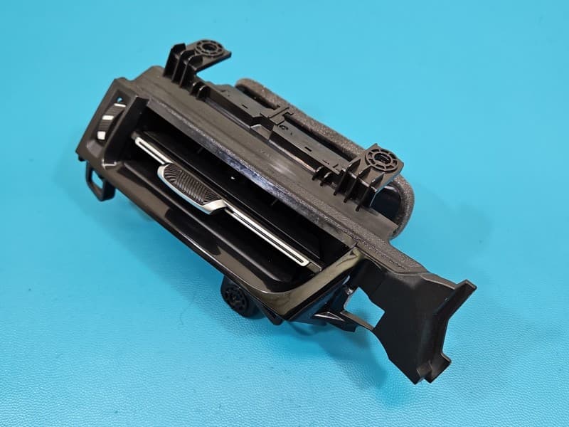 Kratka nawiewu BMW iX1 U11 9483382 188968-10 EUROPA