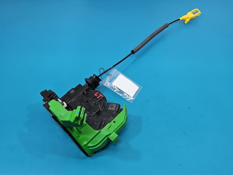 Zamek tył lewy Hyundai Elantra VII 20- 5PIN 81410-AA000