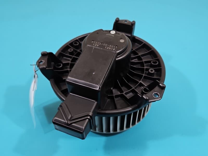 Dmuchawa nawiewu wentylator Jeep Compass I 06-16 europa AY272700-5011