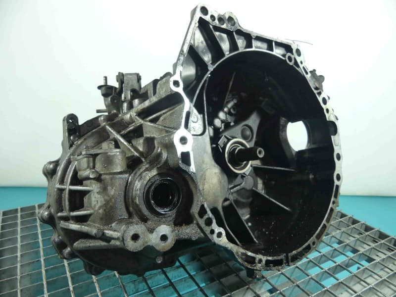 Skrzynia biegów TR2 Nissan Primera P12 2,0 16v