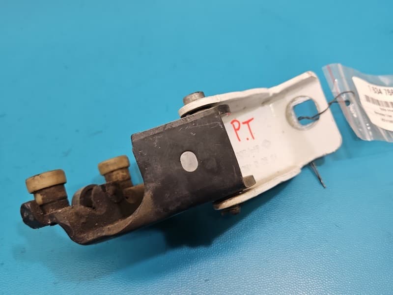 Rolka drzwi PRZESWUNE PRAWY TYŁ Mercedes Citan W415 12- 531807F