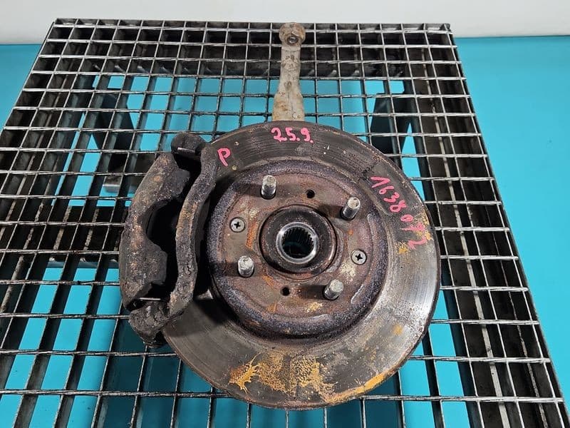 Zwrotnica lewa piasta przód 1,4 16V Honda Civic VI
