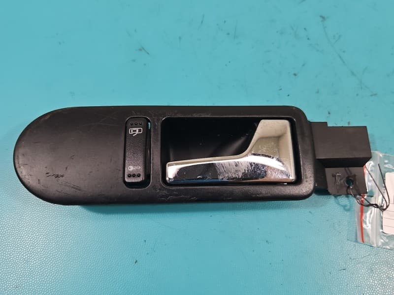 Klamka wewnętrzna przód prawa Vw New Beetle 98- 1C1837114C