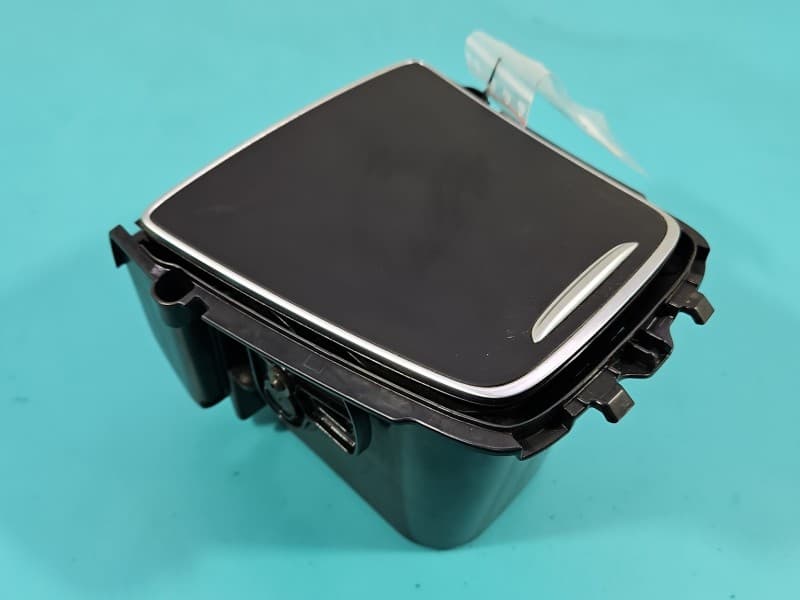 Schowek pasażera Mercedes W246 EUROPA A2466802500 1285381-A