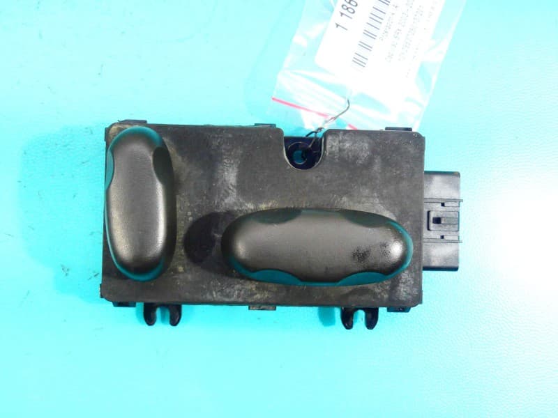 Przełącznik 12 PIN FOTELA PRAWY PRZÓD Cadillac SRX 03-09 12450264