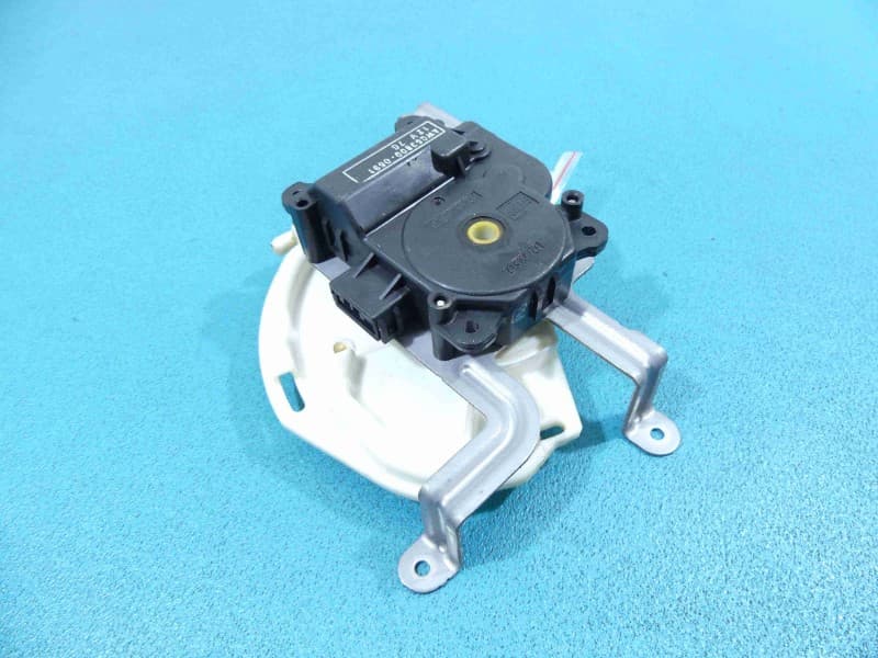 Silniczek nawiewu NAGRZEWNICY Subaru Tribeca 05-14 AW063800-0691 EUROPA