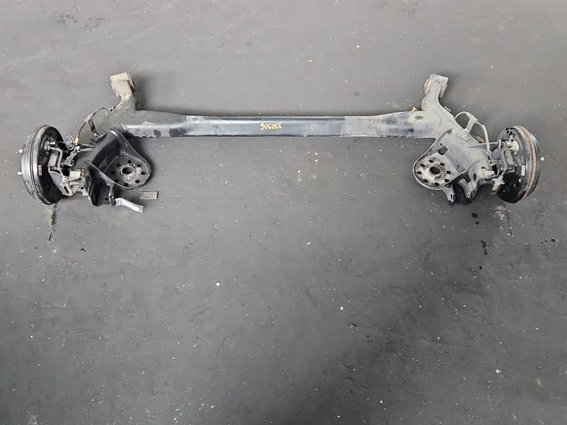 Tylna belka oś tył Kia Rio IV 16-23 1,2 16V