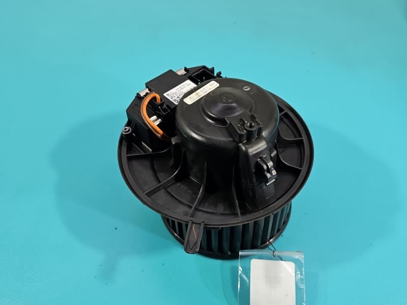 Dmuchawa nawiewu wentylator Vw Passat CC europa 3C1820015L 3C0907521D