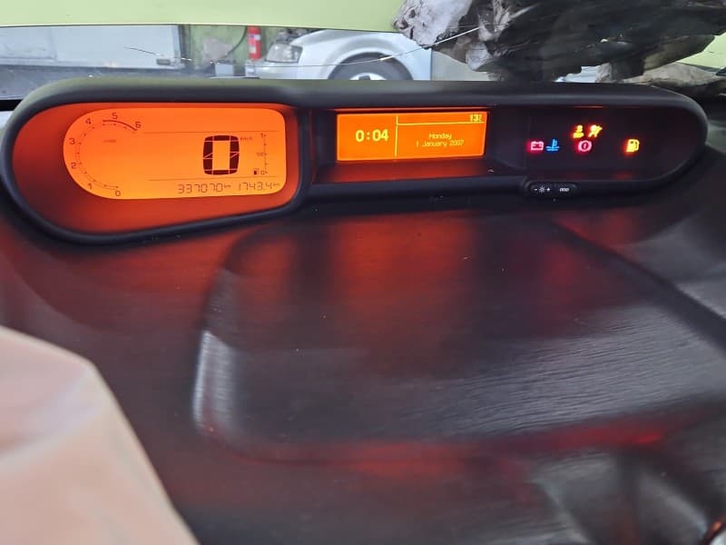 Licznik Citroen C3 Picasso 08-17 1,6 hdi 555002081400 EUROPA
