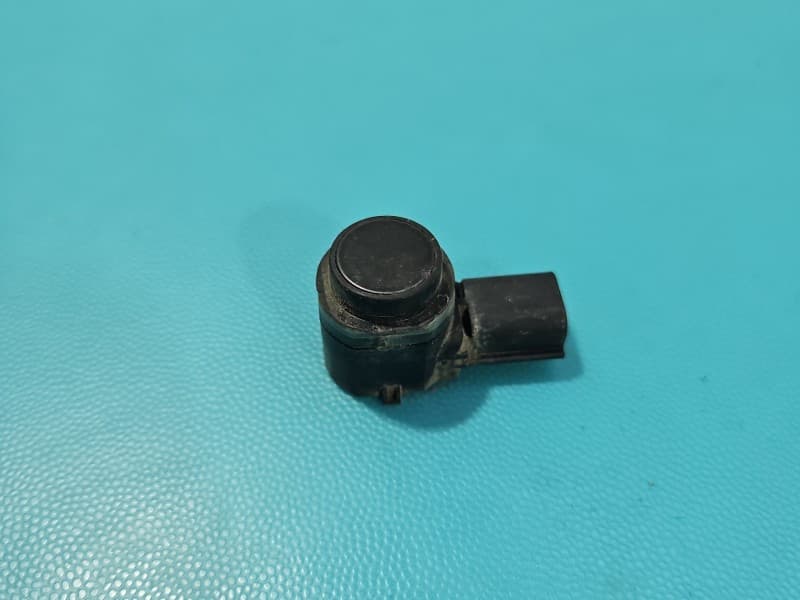 Czujnik parkowania PDC Ford Kuga Mk2 II 13-19 biały 5D F1CT-15K859-BA