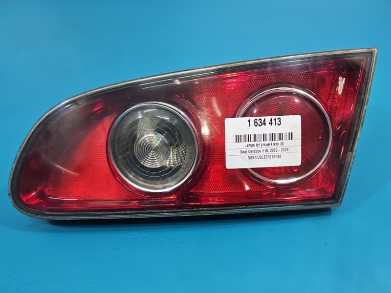 Lampa tył prawa klapy Seat Cordoba II 6L sedan EUROPA 6L5945094 6L5945108
