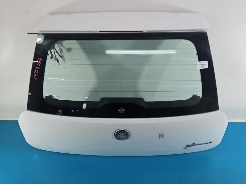 Klapa tył BAGAŻNIKA SZYBA Fiat Grande Punto HB 5d Brak