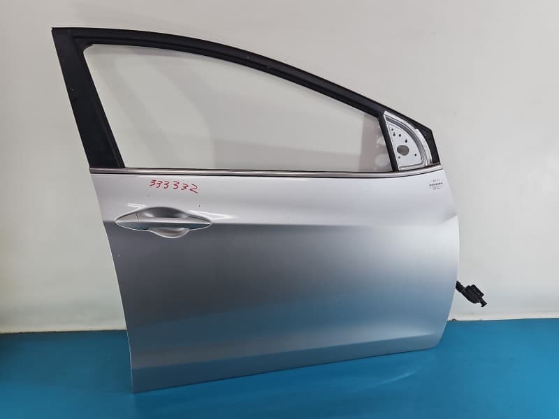 DRZWI PRZÓD PRAWE PASAŻERA Hyundai I30 II 12-16 5d U3S