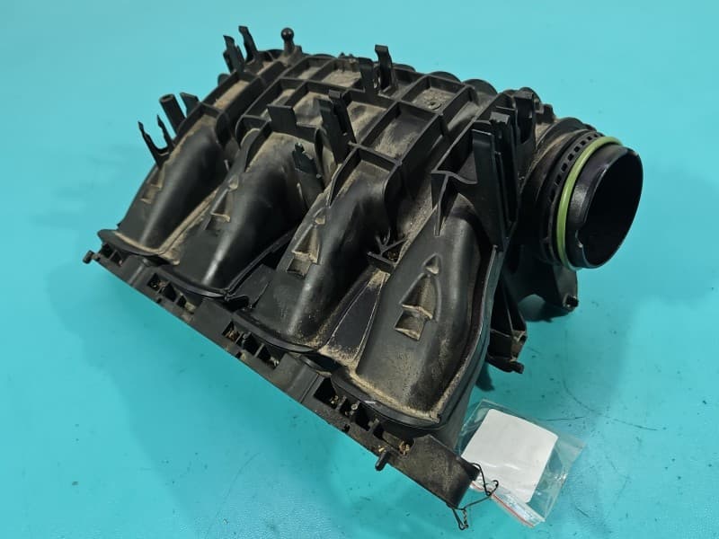 Kolektor ssący Vw Tiguan II 16- 1,5 TSI 05E129709F
