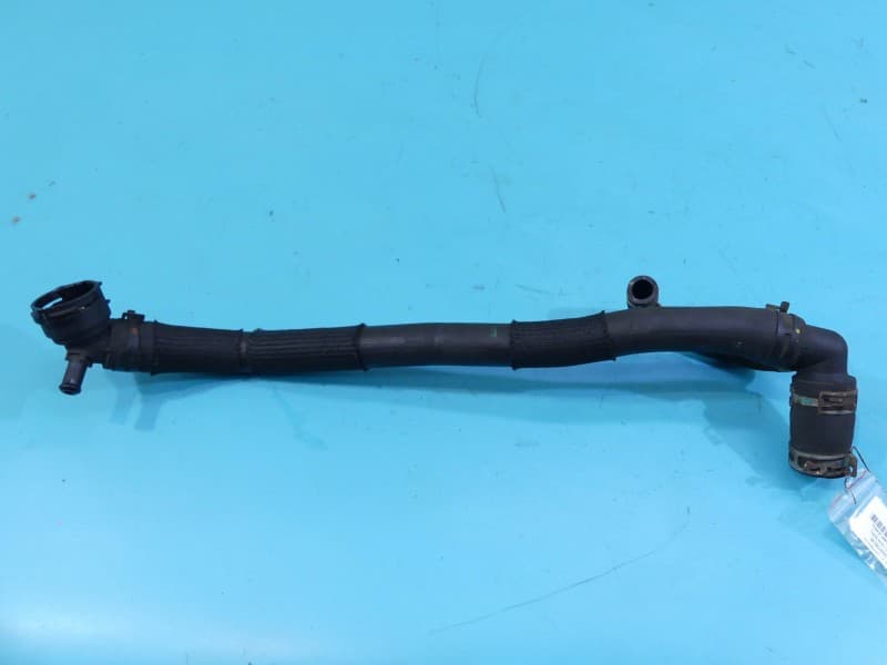 przewód wąż rurka wody Toyota Auris II 1,6 D4D 16057-0X030