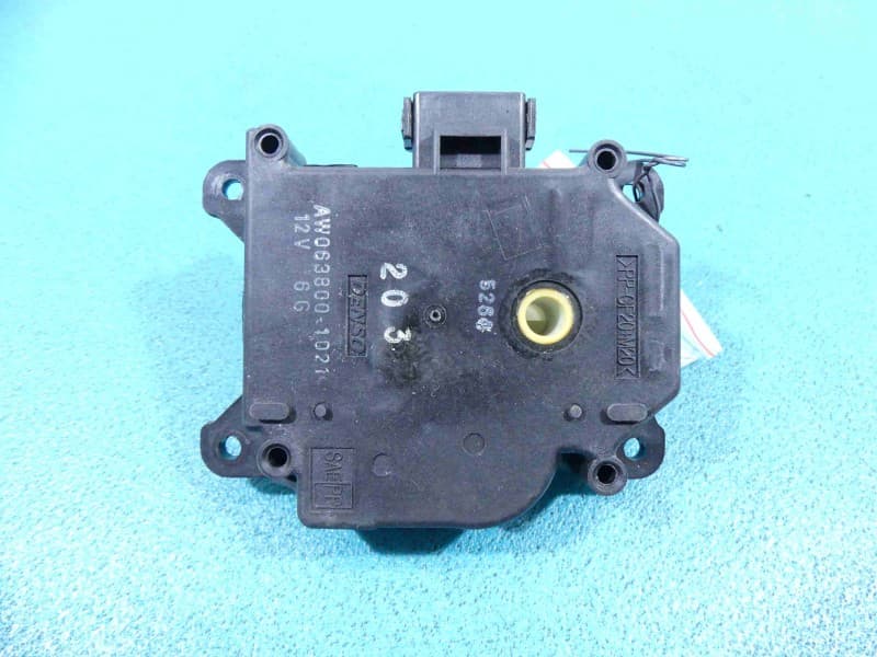Silniczek nawiewu NAGRZEWNICY Subaru Tribeca 05-14 AW063800-1021 EUROPA