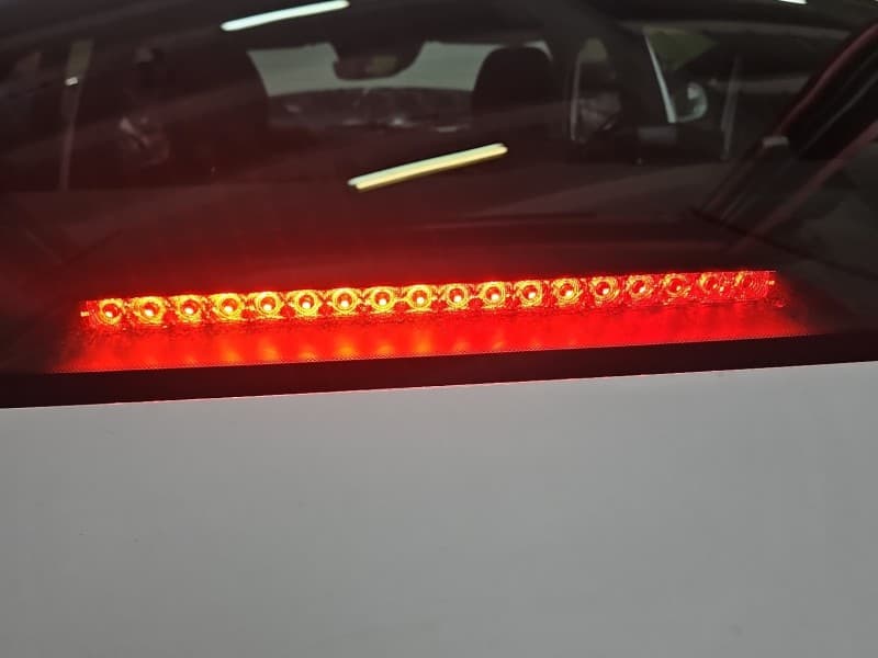 TRZECIE ŚWIATŁO STOP STOPU Volvo S90 II 16- sedan 31371838