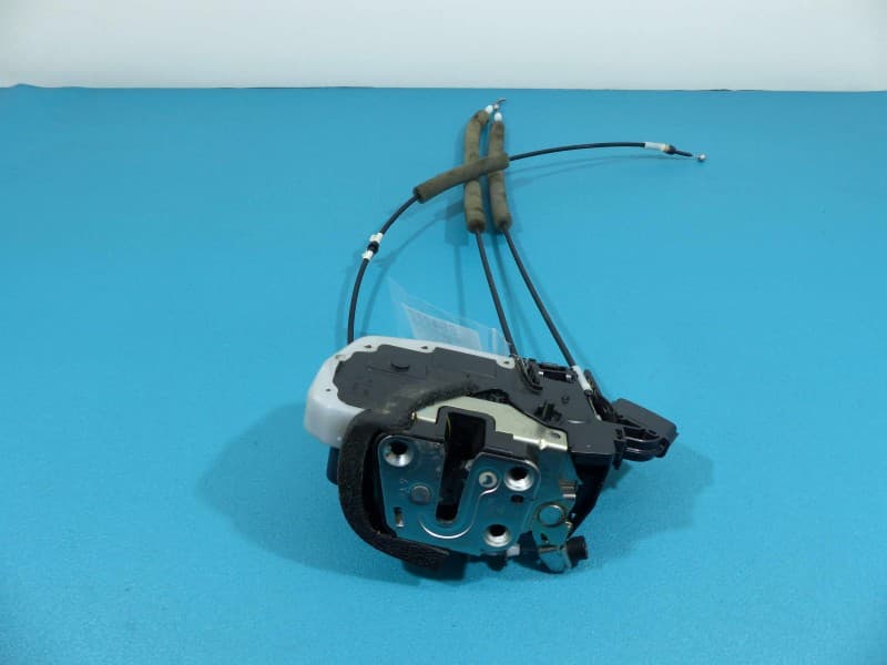 Zamek tył lewy Nissan Maxima A35 09-15 2pin G13-15540