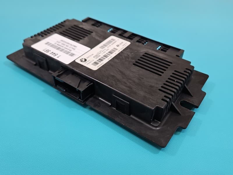 Sterownik moduł ŚWIATEŁ BMW X1 E84 9286887 61359286887-01