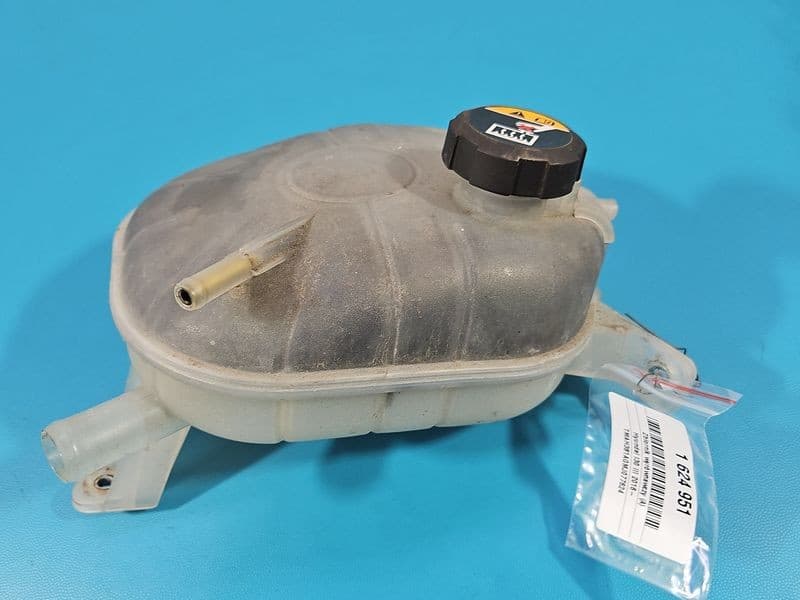 Zbiorniczek Zbiornik wyrównawczy Hyundai I30 III 16- 1,6 crdi D4fe 25430-F2400