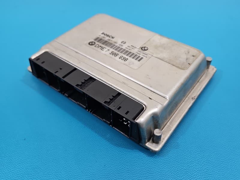 Komputer Sterownik silnika BMW X5 E53 4,4 V8 0261207106 7508698