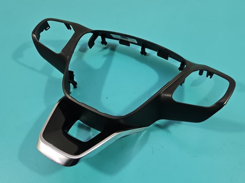 Osłona ZAŚLEPKA PLASTIK z kierownicy Ford Focus Mk4 34212947C00 34283212A
