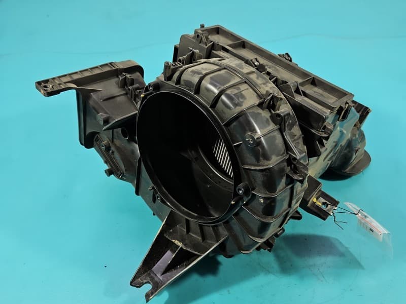 Nagrzewnica Isuzu D-Max II 11-19 8982330520 27200A076B EUROPA