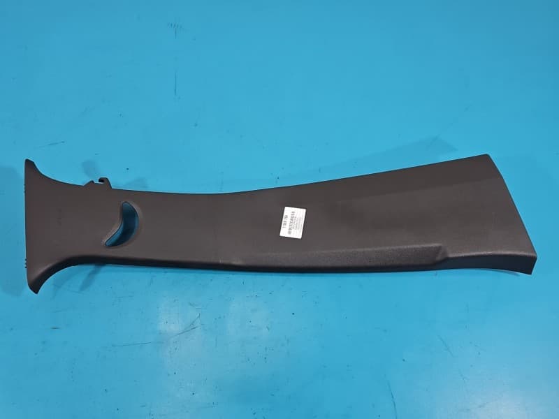 Osłona ZAŚLEPKA PLASTIK SŁUPKA B PRZÓD PRAWEGO Dacia Duster III 24- 769139479R