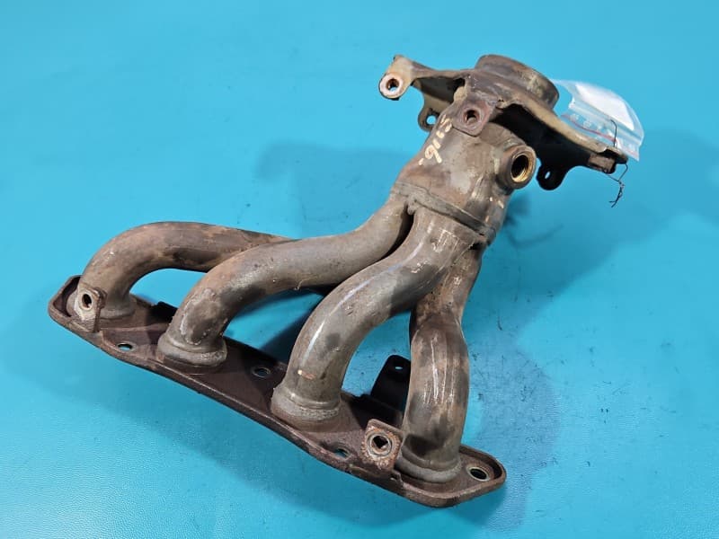 Kolektor wydechowy Toyota Auris II 1,6 16V A1ZR 17141-37150