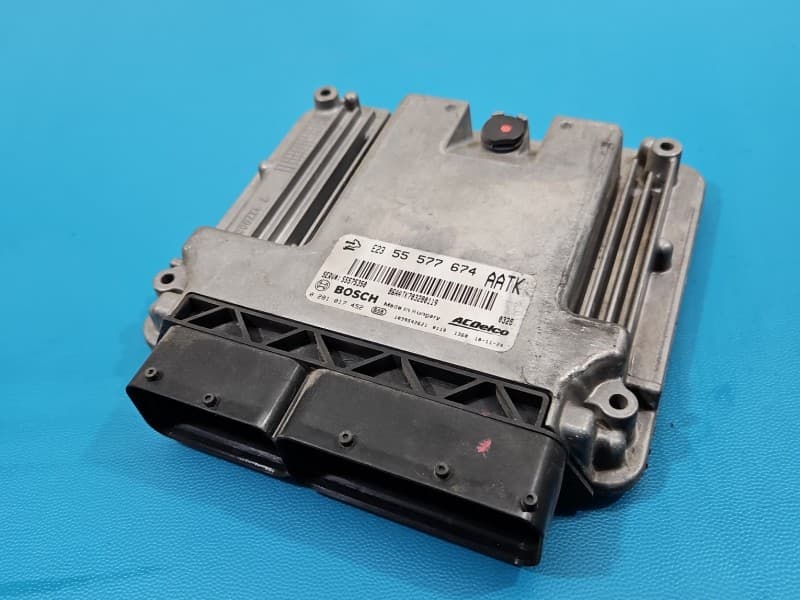 Komputer Sterownik silnika Opel Astra IV J 2,0 cdti 55577674 0281017452