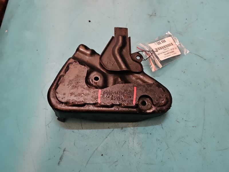 uchwyt mocowanie Land Range Rover III L322 01-12 6H4Q-9A398-BD