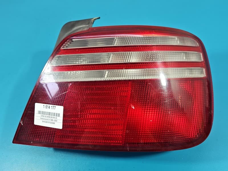 Lampa tył prawa błotnika Honda Accord VI 98-02 sedan EUROPA