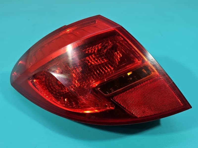 Lampa tył lewa błotnika Opel Meriva B HB EUROPA 21630101