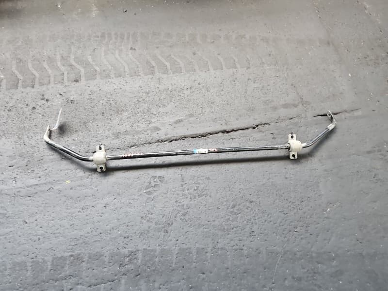 Drążek stabilizatora przód Alfa romeo Stelvio
