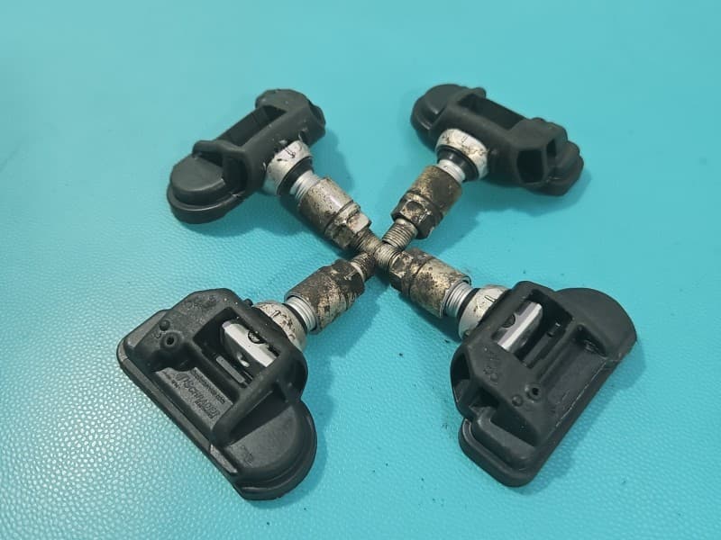 Czujnik ciśnienia opon Opel Insignia A 13598775 TPMS