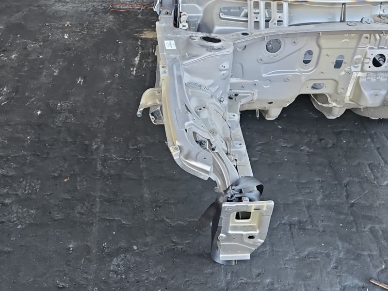 Podłużnica prawa fartuch ćwiartka Hyundai Elantra VII 20- M6T
