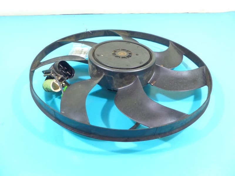 Wentylatory Wentylator chłodnicy Opel Astra IV J 1,4 T 0130308102 52430904